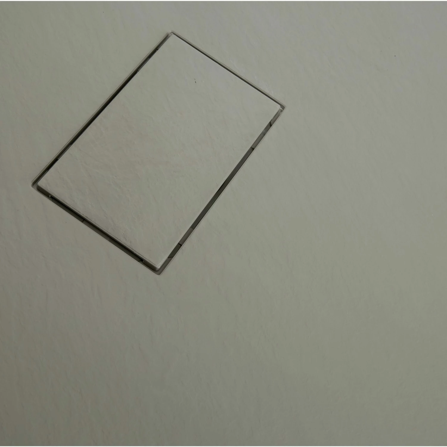 Milano Rasa - Light Grey Slate Effect Rectangular Shower Tray - 900mm X 800mm - Image 3